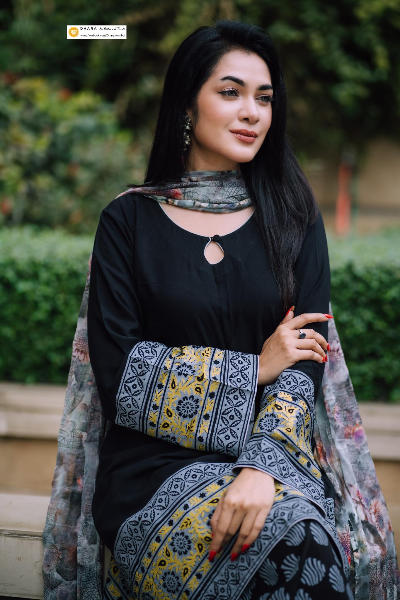 (Unstitched) Three Pieces 16